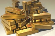 周大福的白金价格如何了解？这些价格如何影响消费者的购买决策？